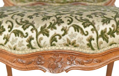 Paire de fauteuils cabriolet de style Louis XV 
