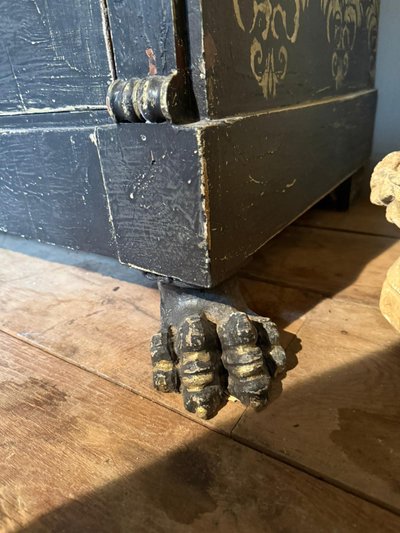 19th century Italian chest of drawers (view of Venice) repatinated with marble