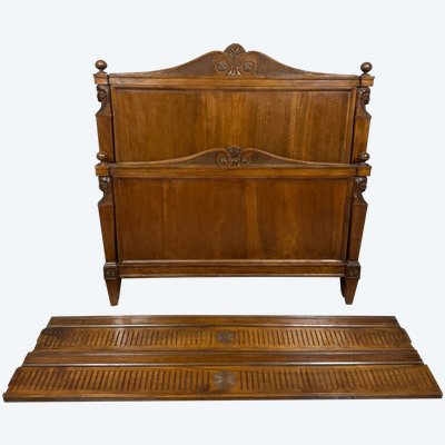 Bed stamped Bastel Empire Consulate period in walnut circa 1800