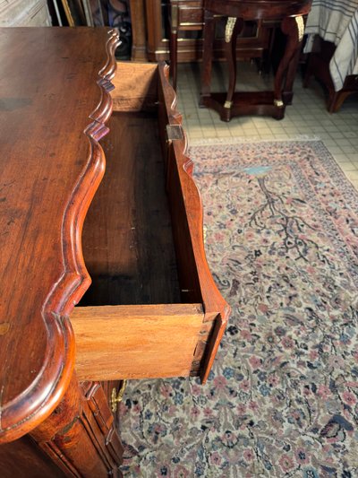 18th century Louis XV walnut crossbow chest of drawers