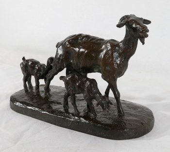  Bronzo "Capra e capretti" di A.Bitter - 1a parte del 20° secolo