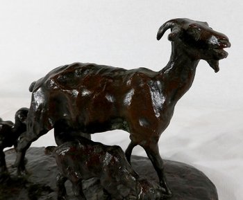  Bronzo "Capra e capretti" di A.Bitter - 1a parte del 20° secolo