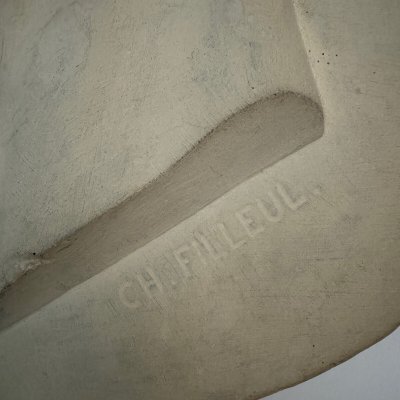 Gesso dell'atelier Charles Filleul, profilo di un uomo con basette