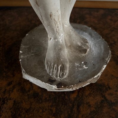 Statua in gesso da laboratorio di Charles Filleul soggetto femminile in scatola del XX secolo