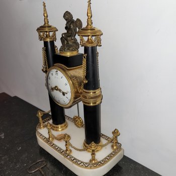 Pendel - Vergoldete Bronze, Marmor - Ende des 18. bis Mitte des 19. Jahrhunderts - GAVELLE -