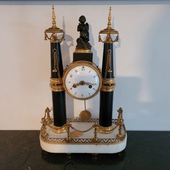 Pendel - Vergoldete Bronze, Marmor - Ende des 18. bis Mitte des 19. Jahrhunderts - GAVELLE -