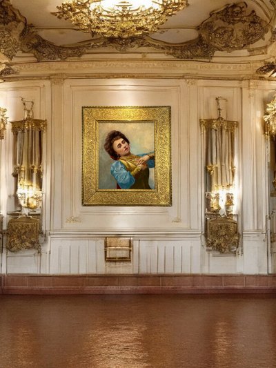 DIPINTO RUSSO / OLIO SU TAVOLA IN LEGNO CON CORNICE RAFFIGURANTE UN RITRATTO DI DONNA