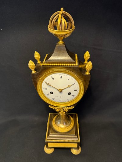 Empire Vase Clock in Bronze with patina & gilding (Urn or Escutcheon)