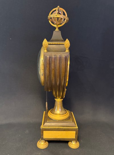 Empire Vase Clock in Bronze with patina & gilding (Urn or Escutcheon)