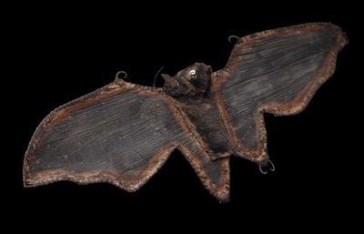 Flughund-Fledermaus, Stammeskunst, Ozeanische Kunst, Rindenfigur, Papua Neuguinea, Ozeanien