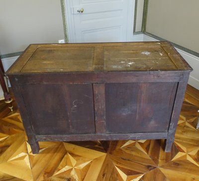 Consulat period mahogany chest of drawers, gilt bronze with mercury, cloverleaf lock & Turquin blue marble