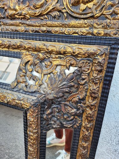 Grande specchio in stile Luigi XIV con paretine, 136 x 86 cm, XIX secolo