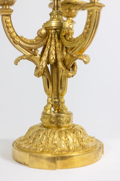 Eugène Bazart Paris. Lampe bouillotte en bronze doré. Circa 1880. LS60331509G