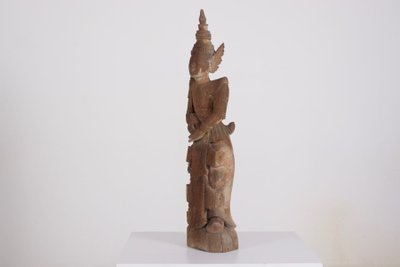 Scultura in legno di un Nat birmano