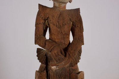 Scultura in legno di un Nat birmano