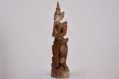Scultura in legno di un Nat birmano