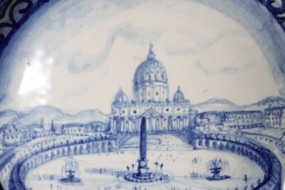 Antike große maiolica Platte 1915 Darstellung von Rom - Petersplatz. Maßnahme 45 Signiert und datiert auf