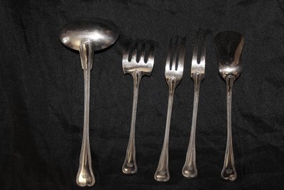 Christofle silver-plated flatware filet pattern with count's crown 16 pieces