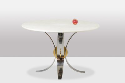 Table in white marble and chromed and gilded metal. Circa 1970.  LS60812009H