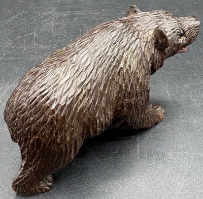 ORSO IN LEGNO INTAGLIATO