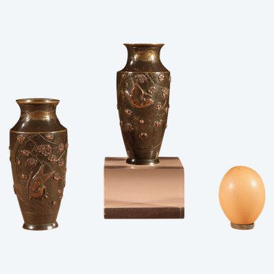 A Pair Of Small Japanese Bronze And Copper Vases Meiji Period 1868-1912