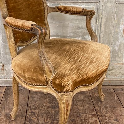 Louis XV cabriolet seat