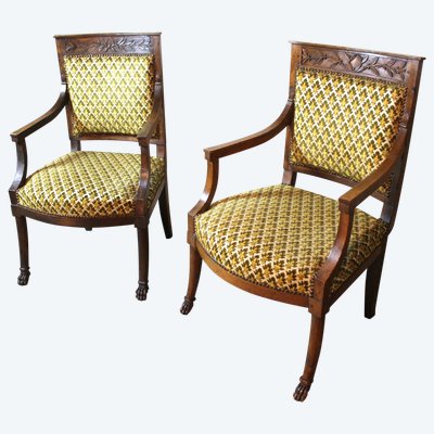 Paire de fauteuils d'époque Consulat en noyer 19ème dans le goût de Jacob Frères