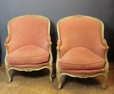 Paire De Bergères De Style Louis XV En Hêtre Peint Vers 1900