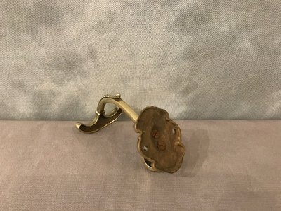 Appendiabiti in bronzo del XIX secolo in stile Luigi XVI