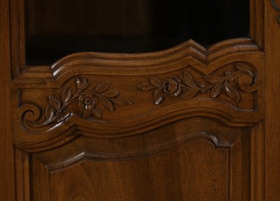 Libreria da esposizione in noce, stile Luigi XV - Fine XIX secolo