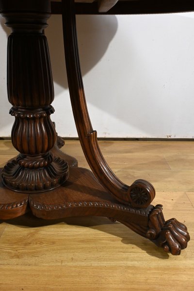 Table Guéridon en Palissandre, époque Napoléon III – Milieu XIXe