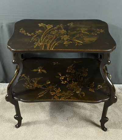 Table à Thé en Bois Laqué à Décors Asiatiques – Fin XIXe