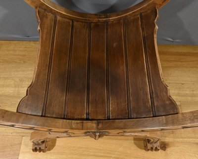 Poltrona Dagobert in noce, stile medievale - Fine XIX secolo