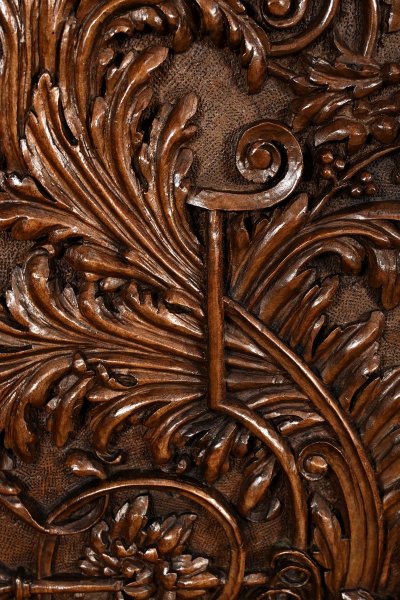 Oratorio in noce massiccio, stile neogotico rinascimentale - Metà del XIX secolo