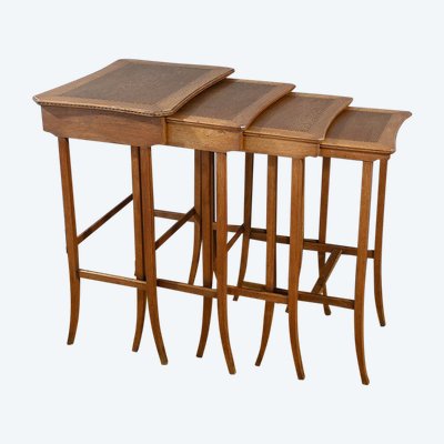 Tables Gigognes en Chêne – 1930