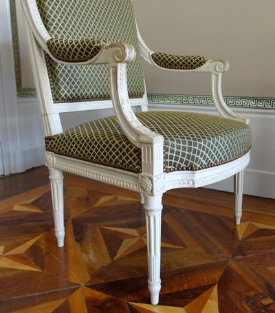Fauteuil de bureau d'époque Louis XVI recouvert de crin de cheval attribué à Claude Séné