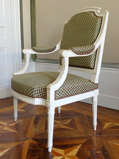 Fauteuil de bureau d'époque Louis XVI recouvert de crin de cheval attribué à Claude Séné