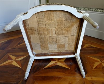 Fauteuil de bureau d'époque Louis XVI recouvert de crin de cheval attribué à Claude Séné