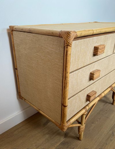Cassettiera in bambù, rattan, legno e rafia di Adrien Audoux e Frida Minet (audoux Minet)