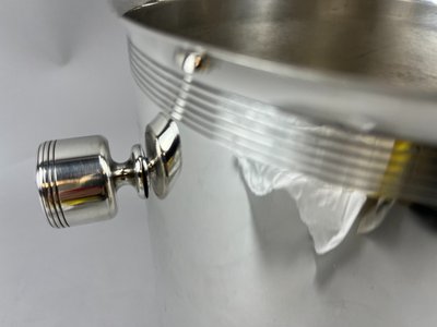 Contemporary style silver metal champagne bucket