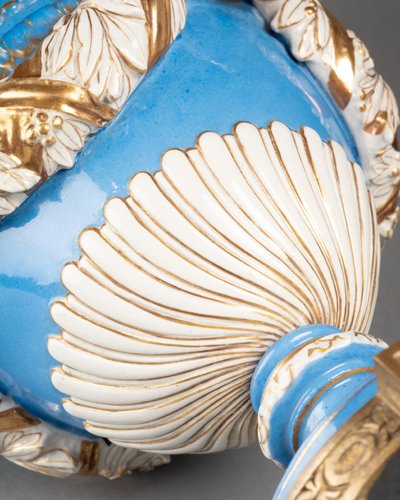 Paire de potiches en porcelaine, XIXe siècle 