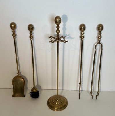 Nécessaire De Feu En Laiton De Style Néoclassique Aux Pommes De Pin. French work
