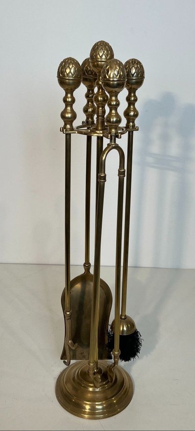 Nécessaire De Feu En Laiton De Style Néoclassique Aux Pommes De Pin. French work