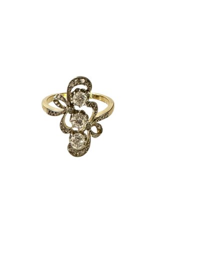 Anello "Belle Epoque" in oro e diamanti