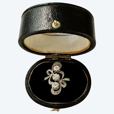 Anello "Belle Epoque" in oro e diamanti