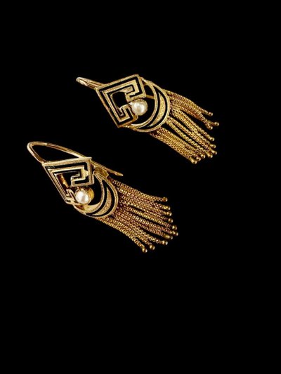 Coppia di orecchini pendenti in oro, smalto e perle di Napoleone III