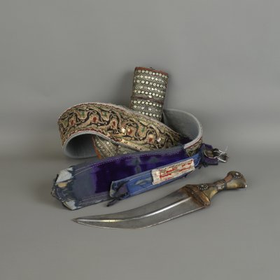 Yemeni dagger (Jambiya) and its belt Arabian Peninsula