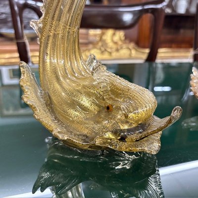 Pair of Murano glass candlesticks / candlesticks dolphins. Salviati manufacture 30s with gold dust