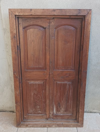 Old cupboard doors, beech wall bookcase (2)