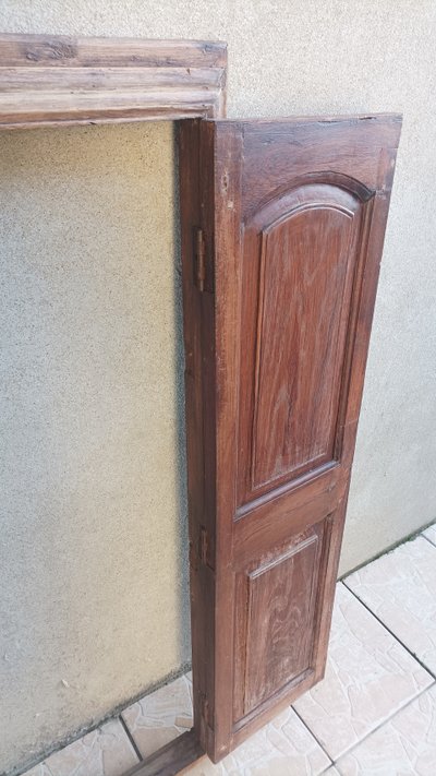 Old cupboard doors, beech wall bookcase (2)